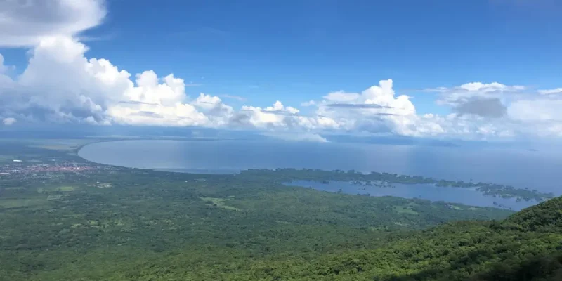 Mombacho- Tu nica guia