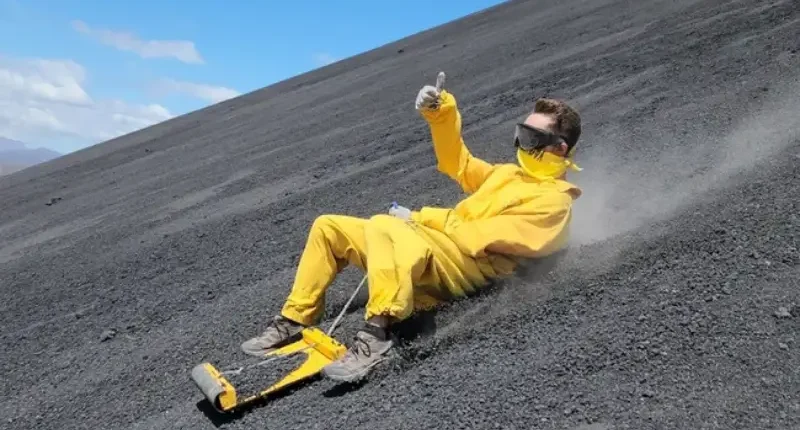 Volcano Boarding- Tu Nica Guia